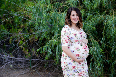 When’s the Right Time to Buy Maternity Dresses